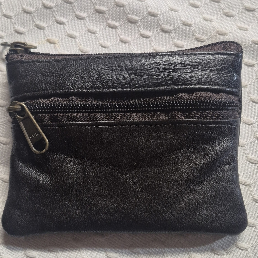 VINTAGE LEATHER Coin Pouch.